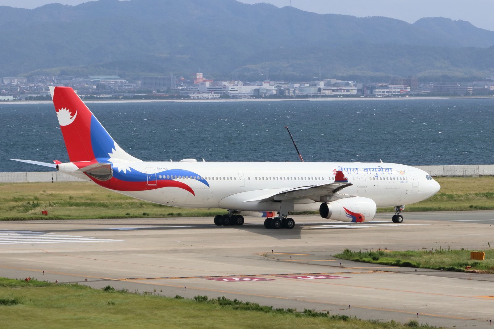 ネパール航空 関空に就航 山河彩時記